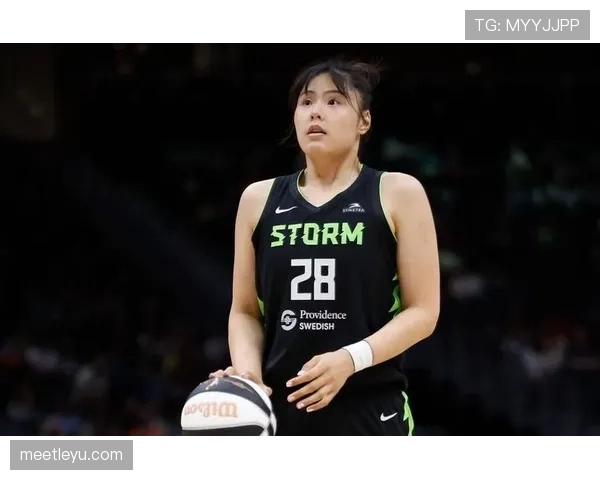 李月汝居然能边带娃边拿MVP？这生活谁顶得住啊！